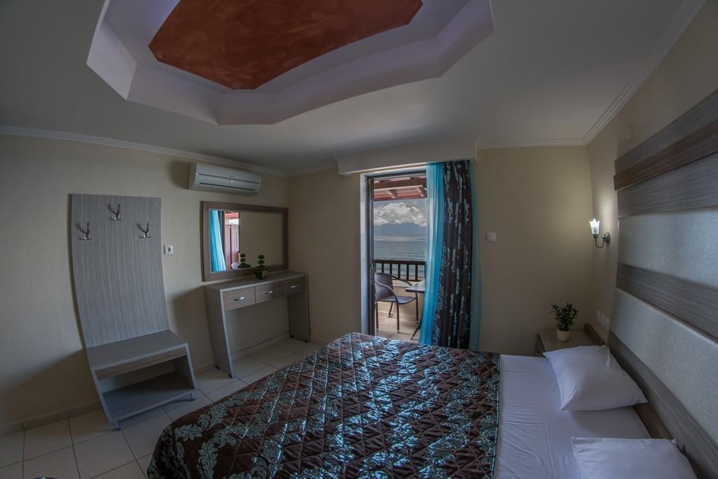 House Kostas On The Beach 사르티 외부 사진